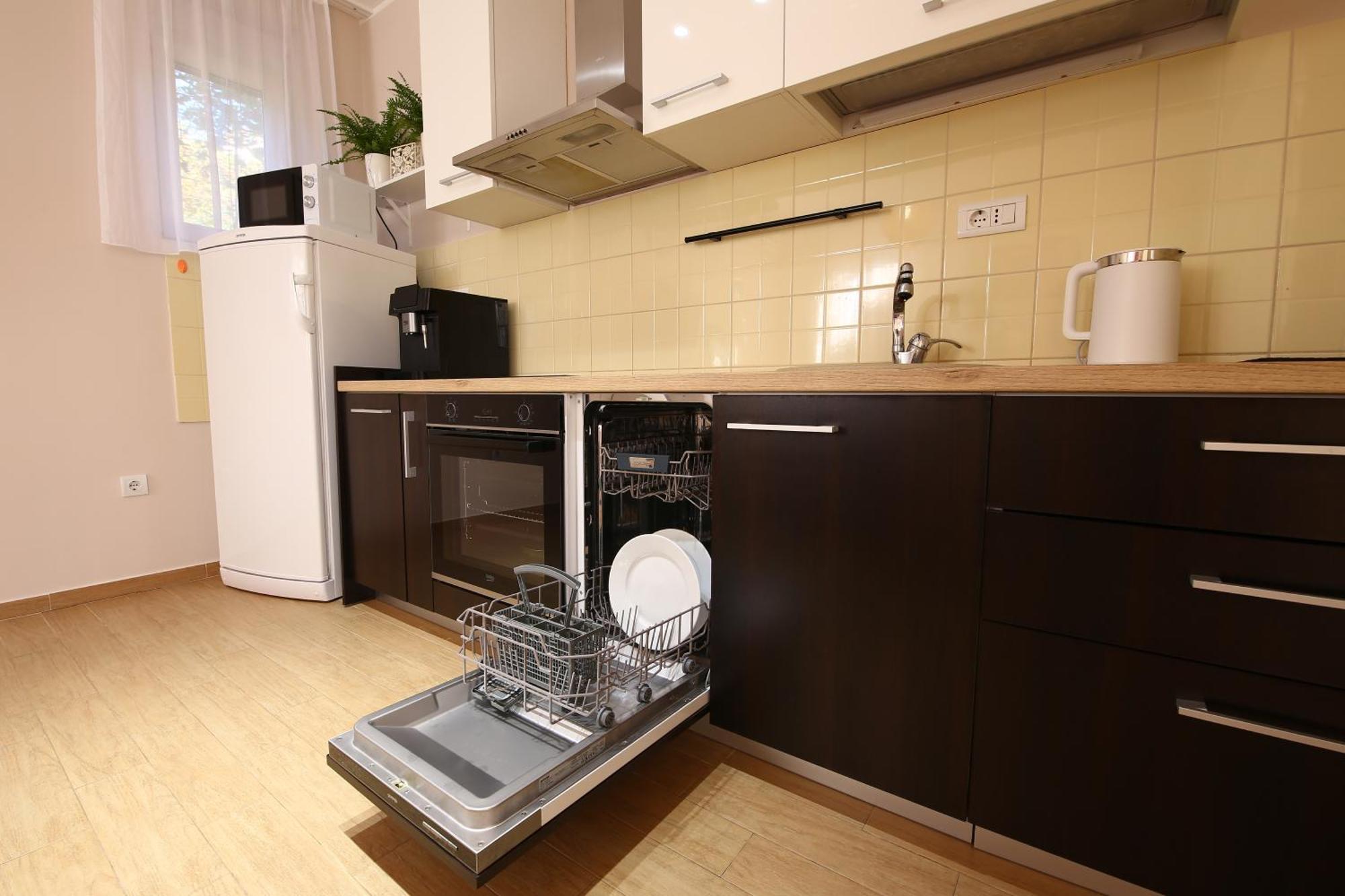 Lemon Apartment