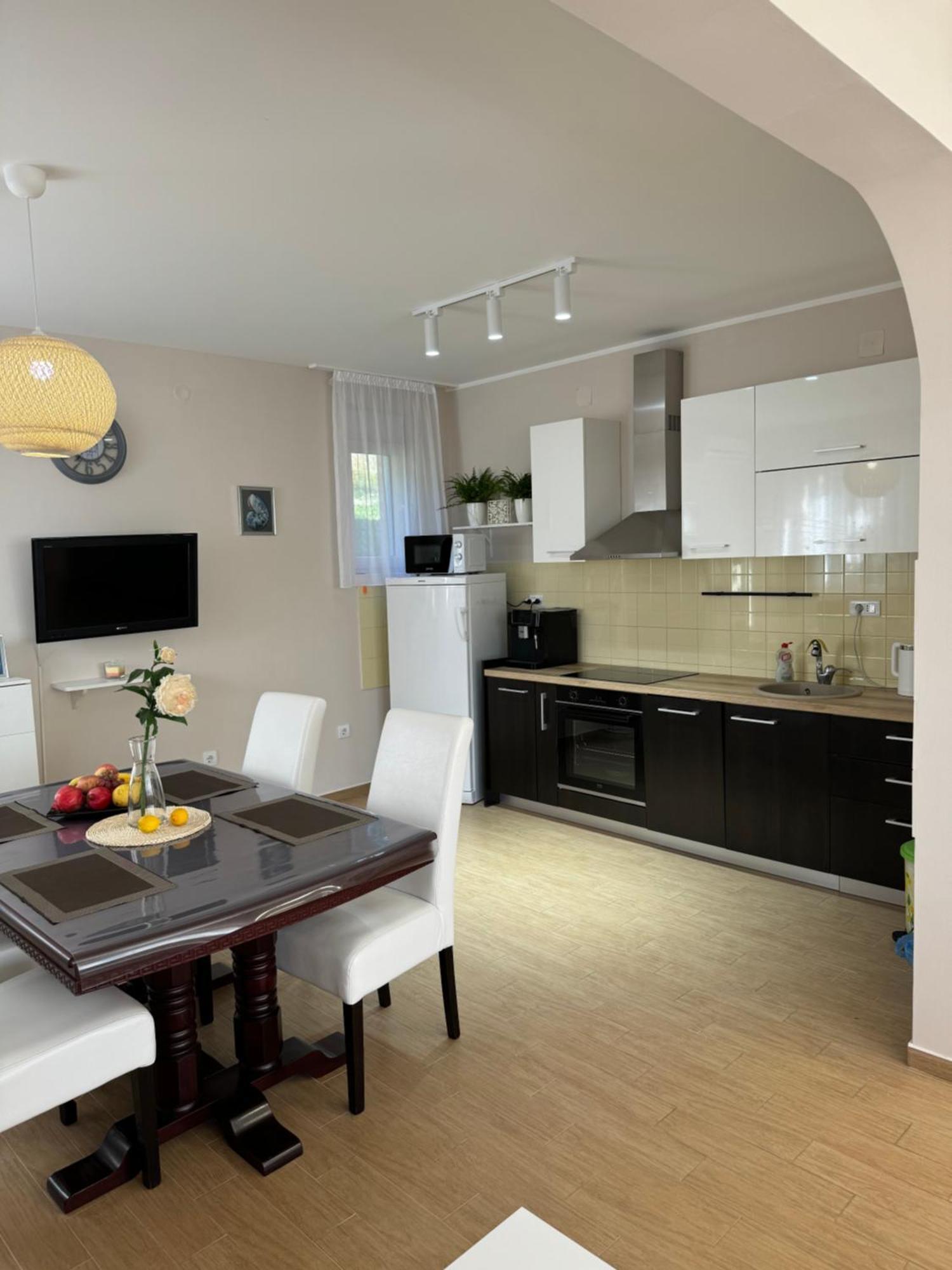 Apartment Lemon